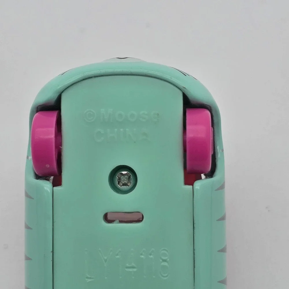 Shopkins Cutie Cars Cat Convertible Mint Green Pink‎ Die-Cast Retro Toy Vehicle